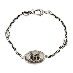 Gucci Silver Chain Bracelet with Logo Charm